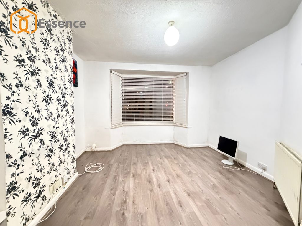 Property photo 2 of 13 Img_0226