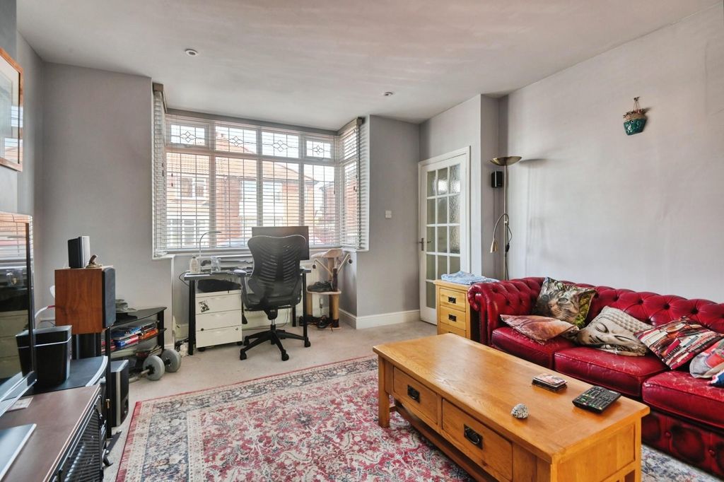 Property photo 2 of 16 24Bar20.Jpg