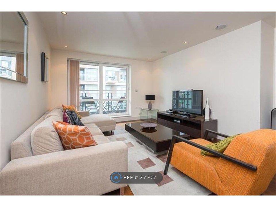 Property photo 3 of 12