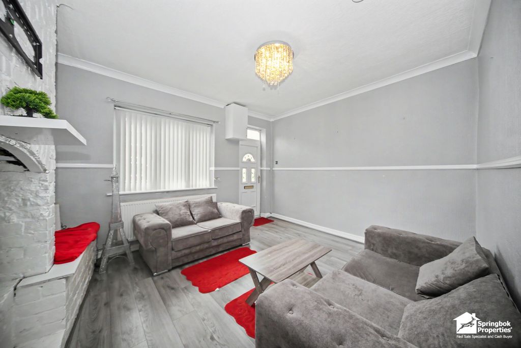 Property photo 3 of 12 Image 2