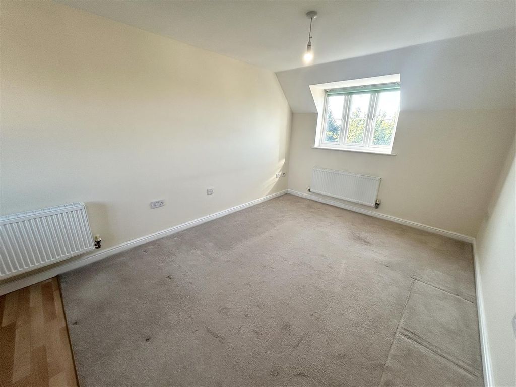 Property photo 3 of 12 Img_9557.Jpg