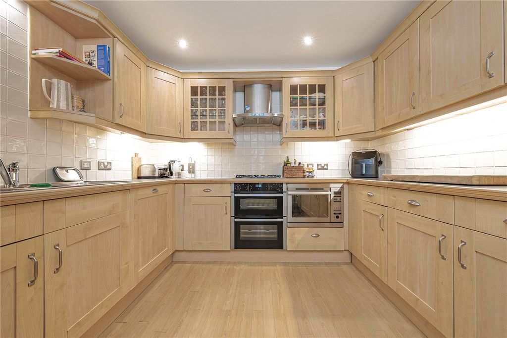 Property photo 1 of 13 Picture No. 33