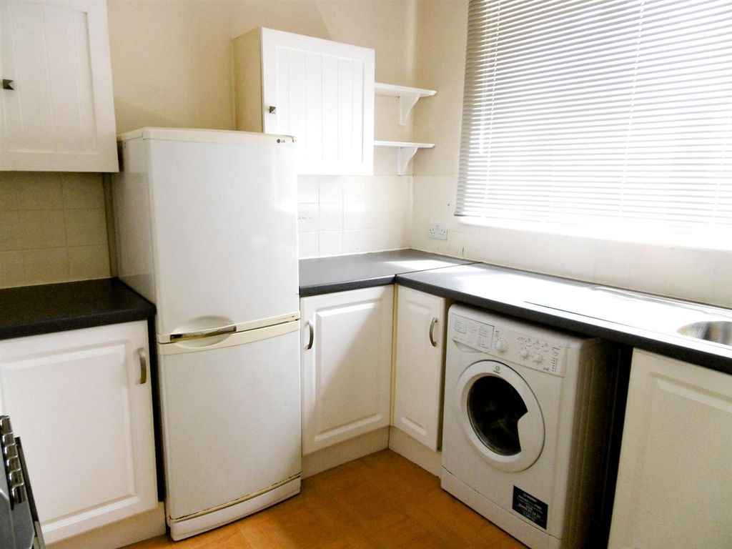 Property photo 3 of 9 P1010029.Jpg