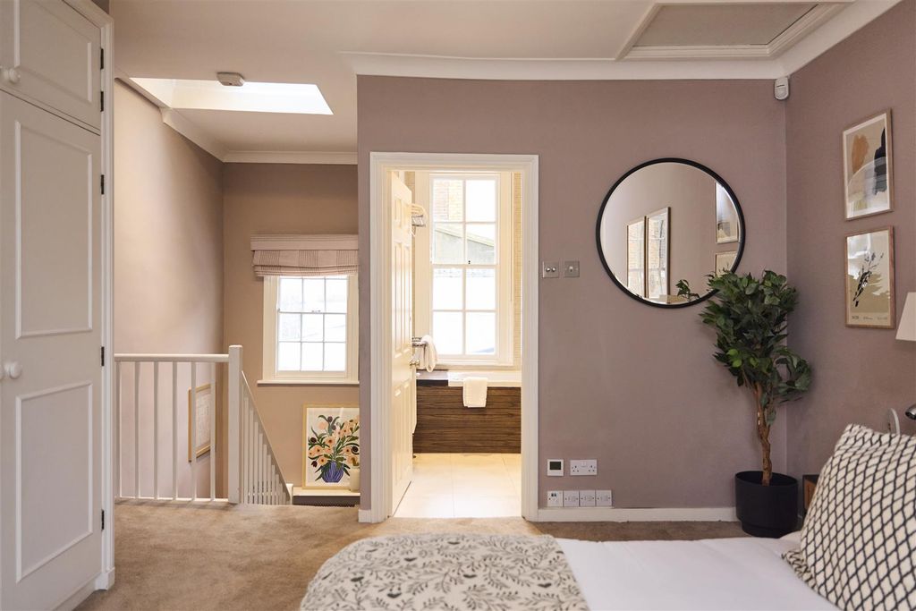 Property photo 3 of 14 ..Jpg