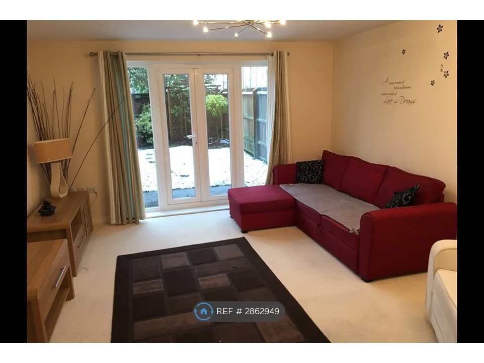 Property photo 3 of 13