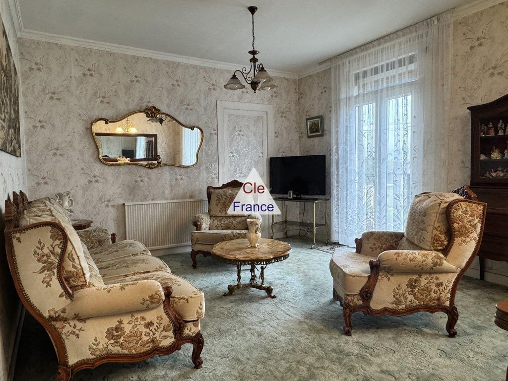 Property photo 3 of 10