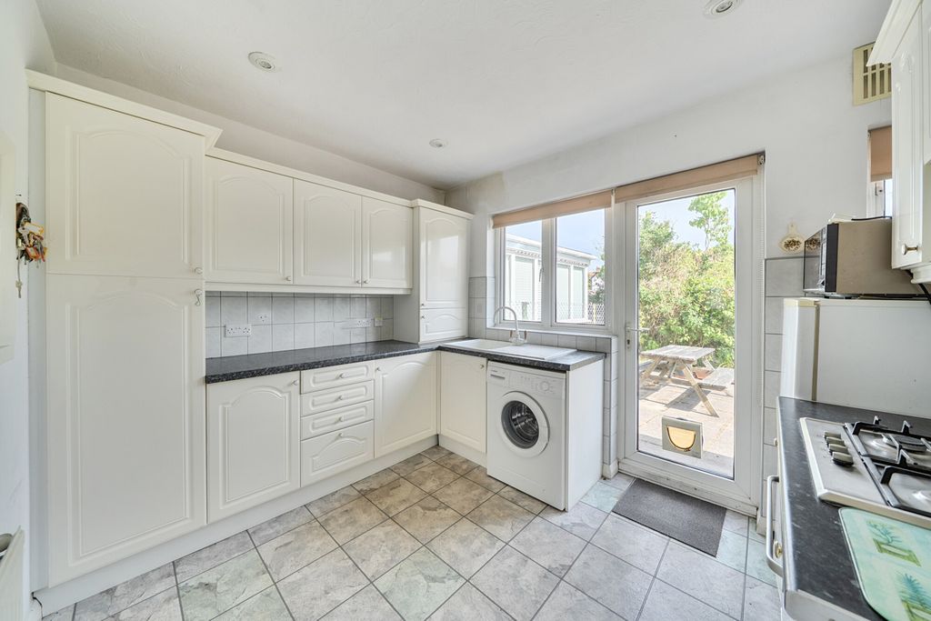 Property photo 2 of 20 1459629-10-6A19B4...