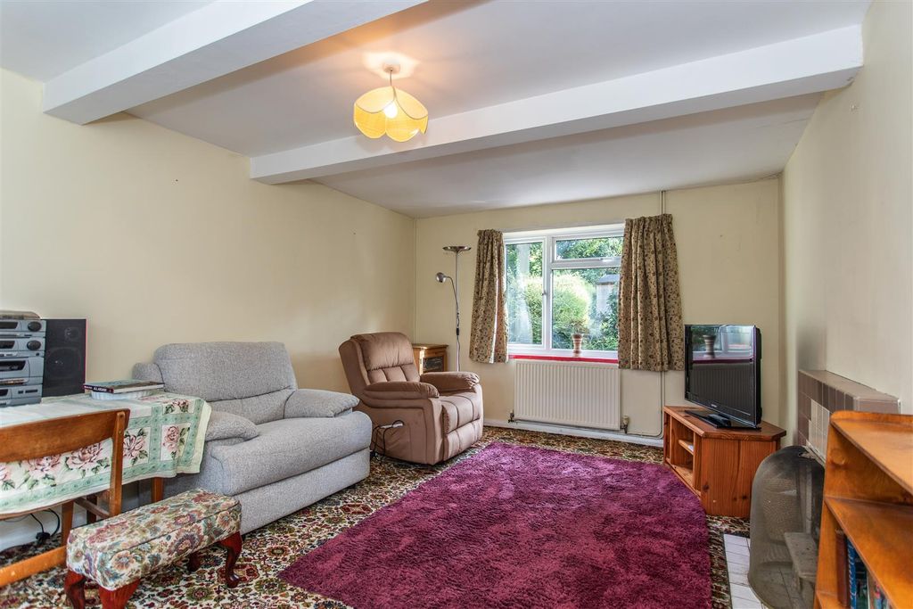 Property photo 2 of 16