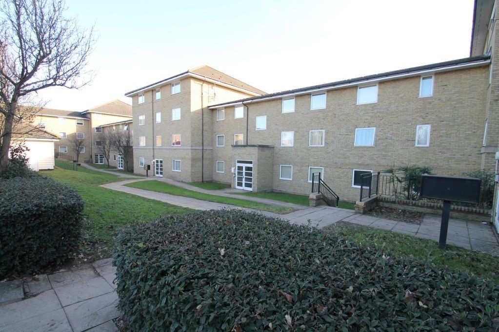 Property photo 1 of 8