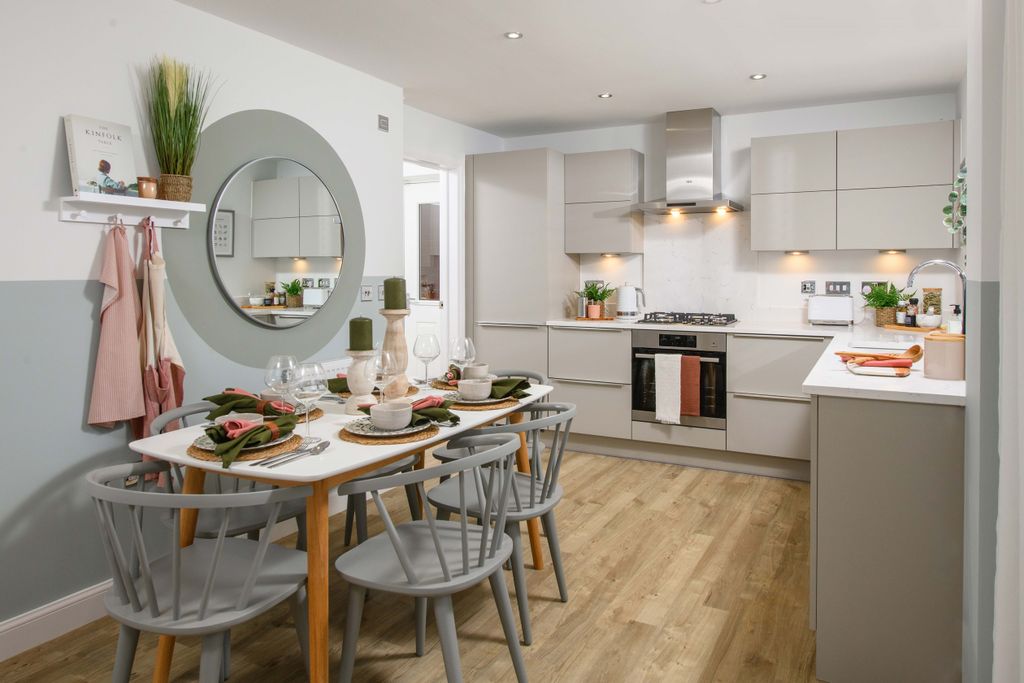Property photo 3 of 8 Image Of Hadley Kitchen