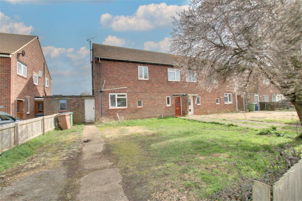 Property photo 1 of 9