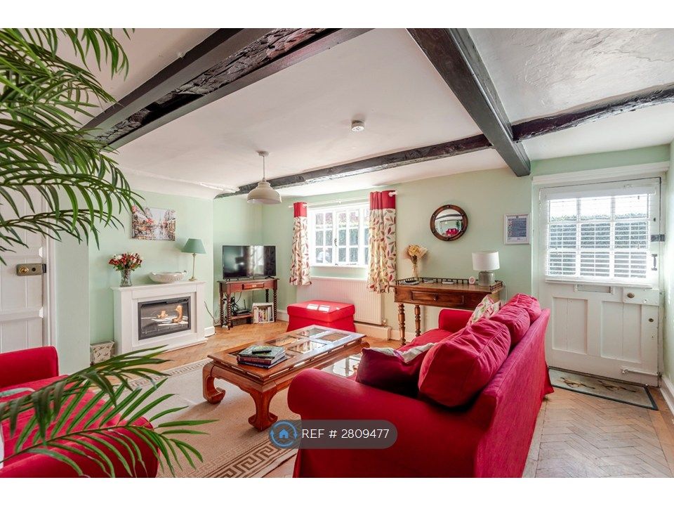 Property photo 3 of 18