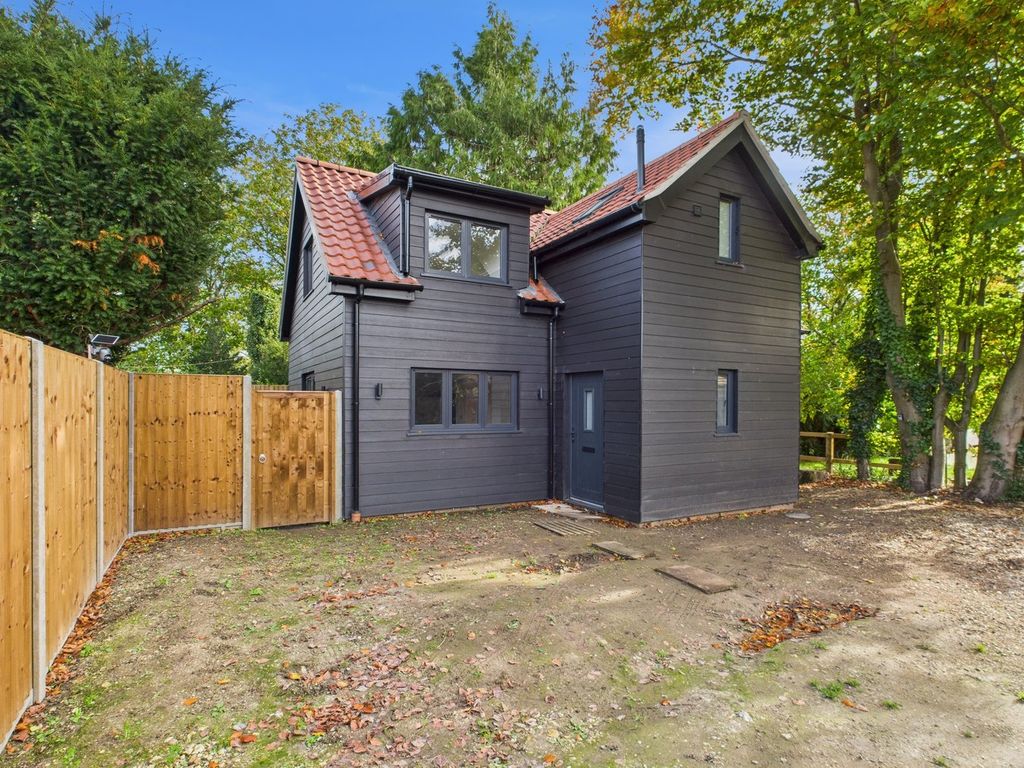 Property photo 1 of 23