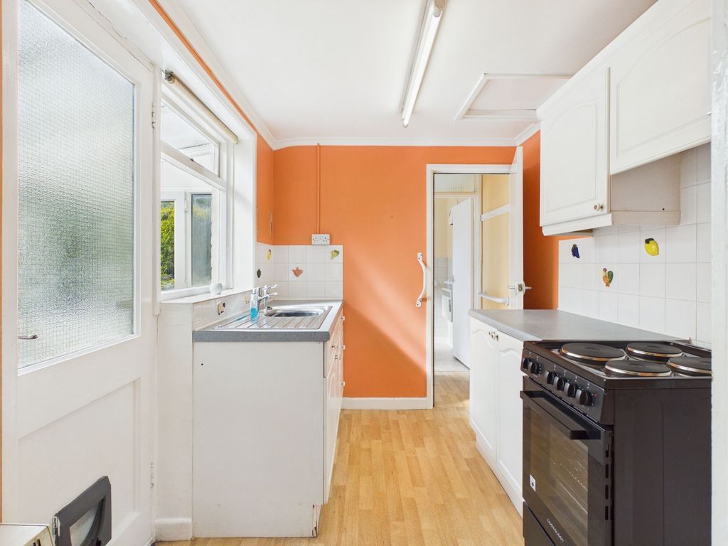 Property photo 3 of 25