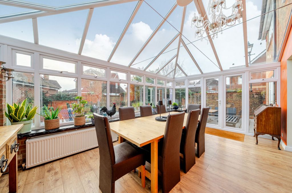 Property photo 2 of 21