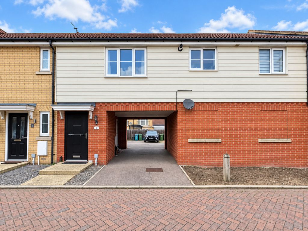 Property photo 1 of 9