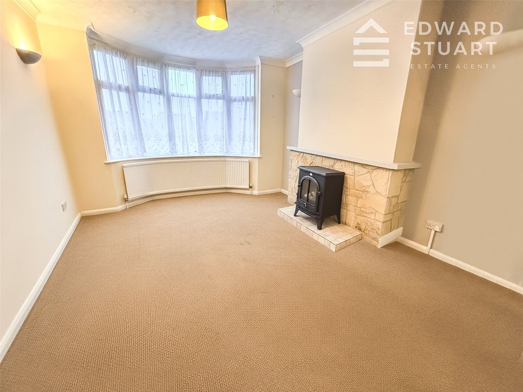 Property photo 2 of 14 Picture No. 12