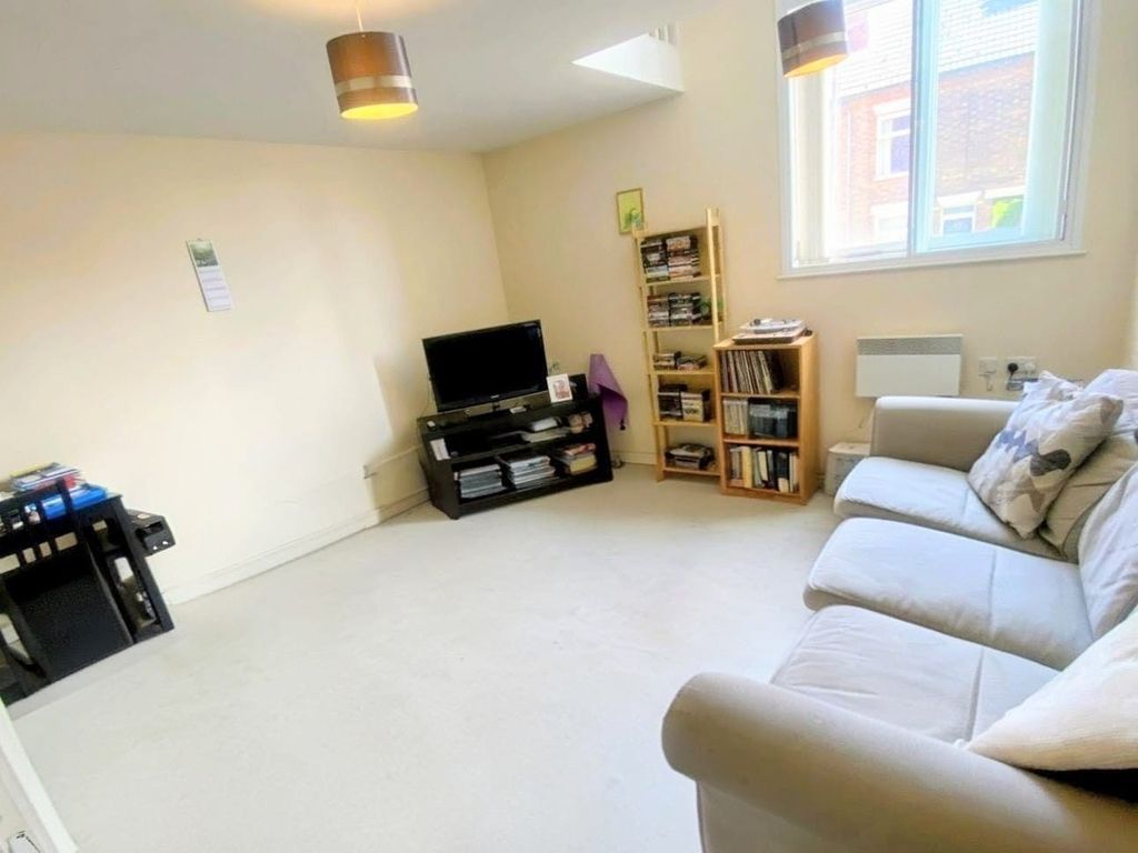 Property photo 3 of 6