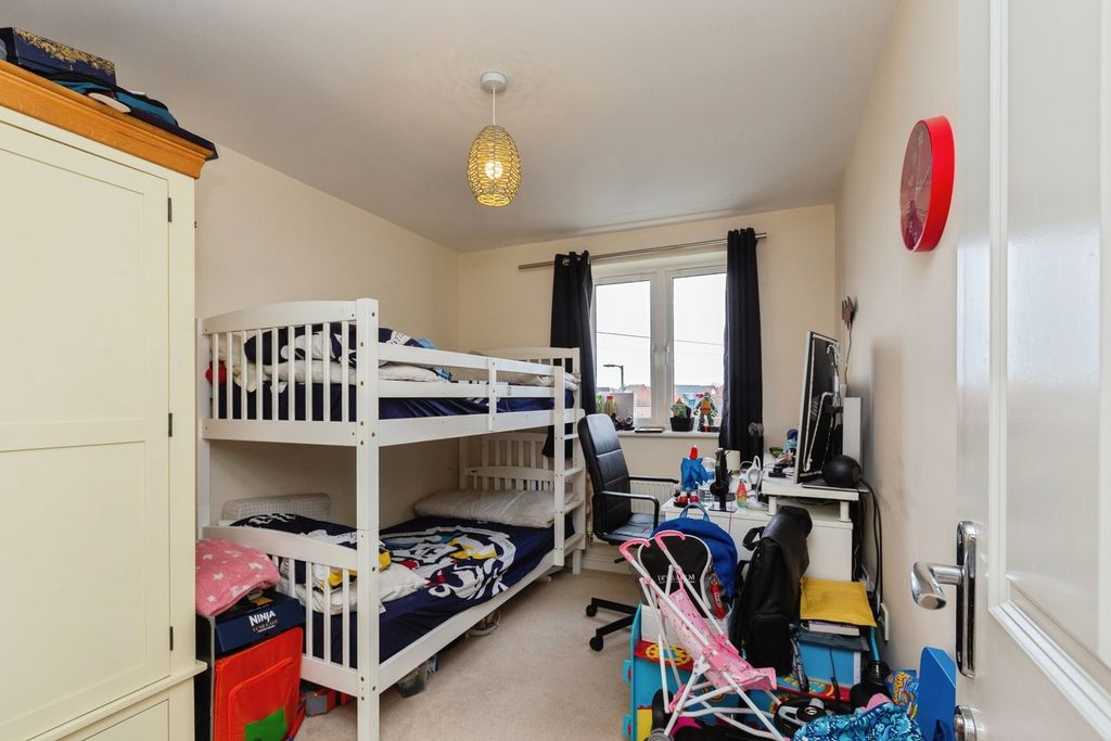 Property photo 3 of 9 Pbox-Img.Jpg