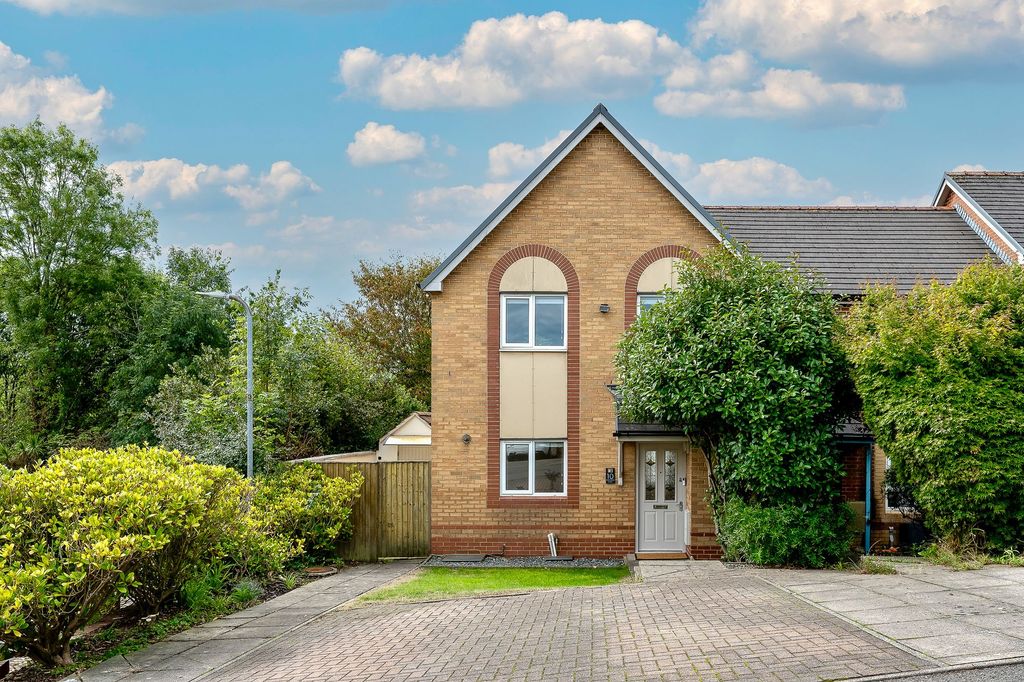 Property photo 1 of 42