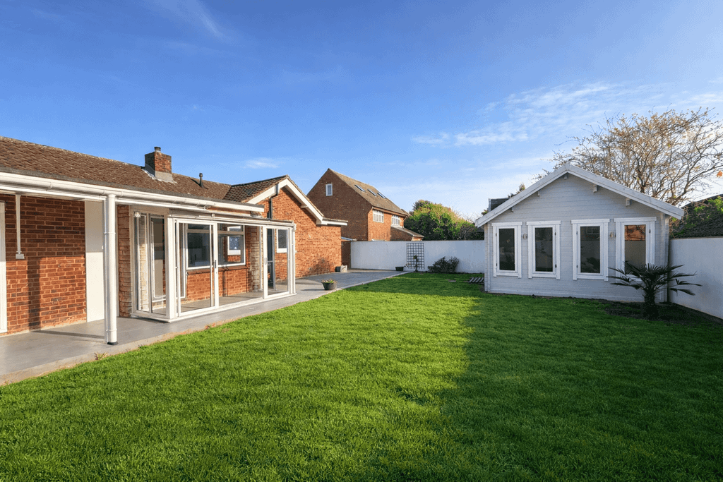 Property photo 3 of 21