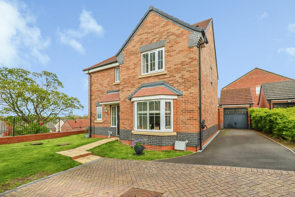 Property photo 1 of 15 Front