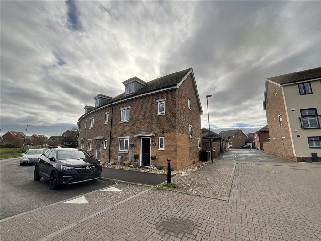 Property photo 1 of 11 Front