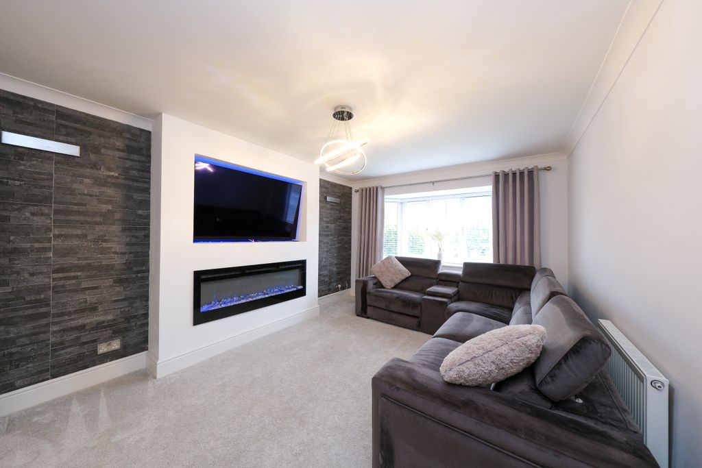 Additional image 7 of 4 bed detached house for saleKings Close, Heanor DE75
