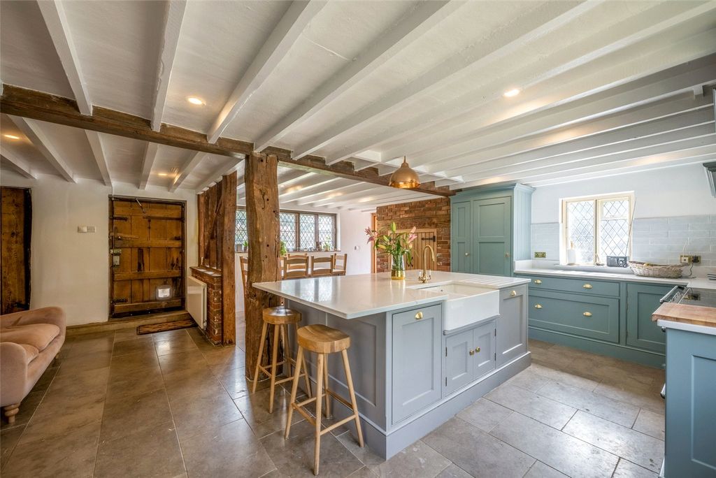 Property photo 2 of 25 Kitchen/Breakfast Rm