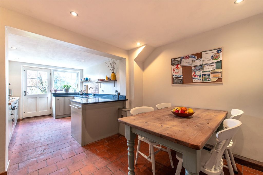Property photo 3 of 14 Kitchen/Diner