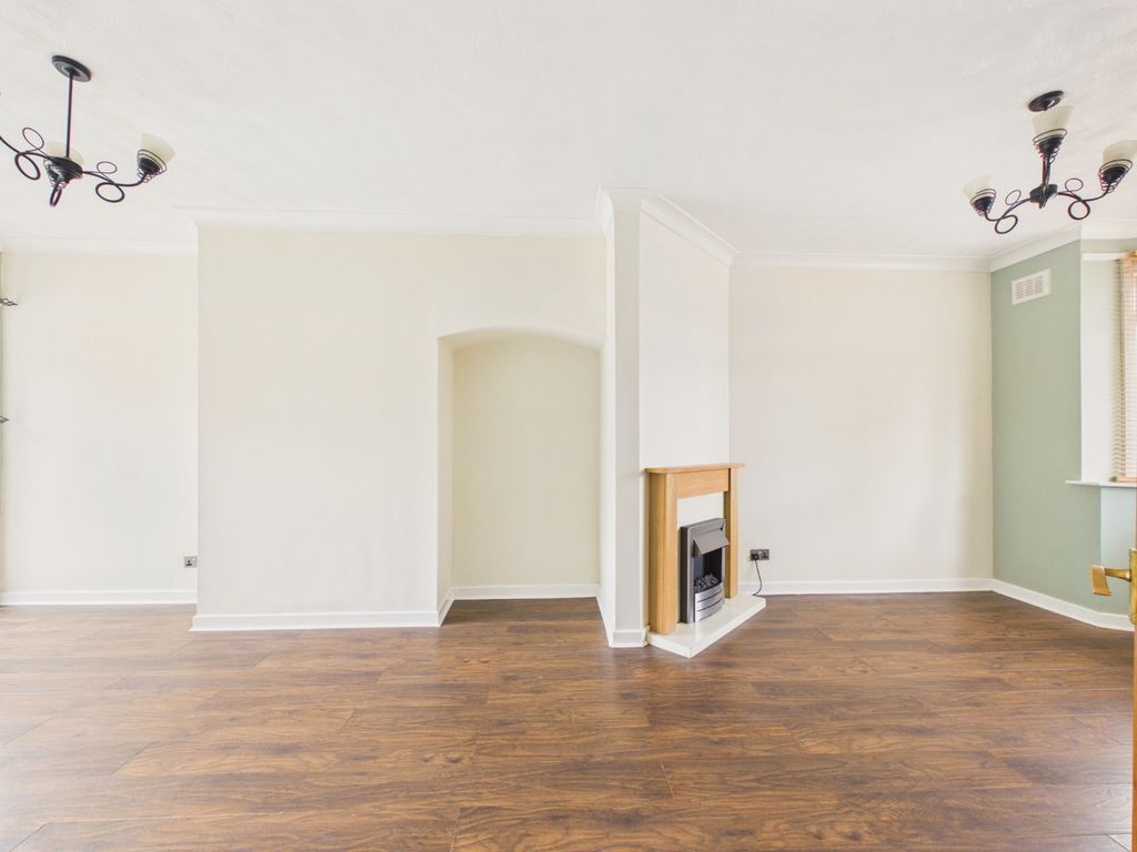 Property photo 3 of 16 5123504