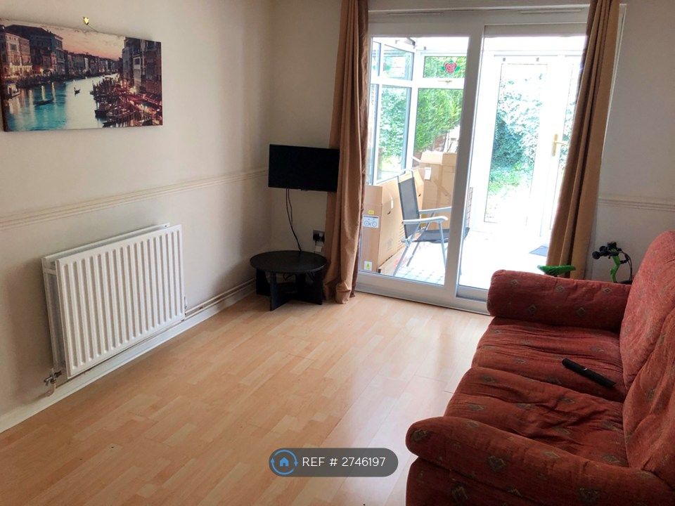 Property photo 3 of 4