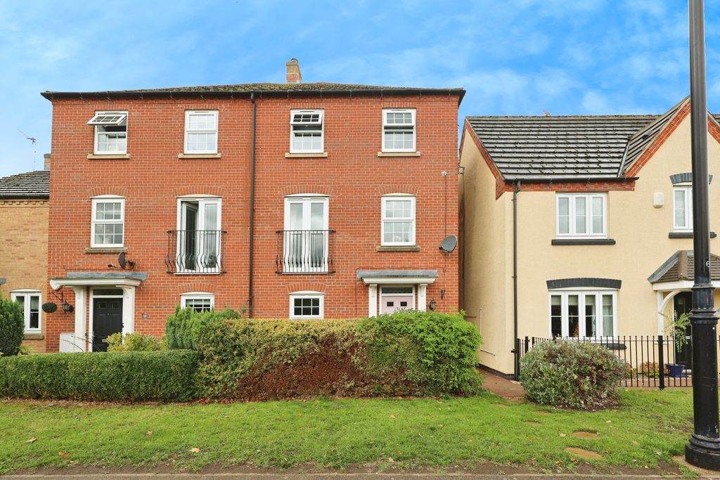 Property photo 1 of 25 4539550