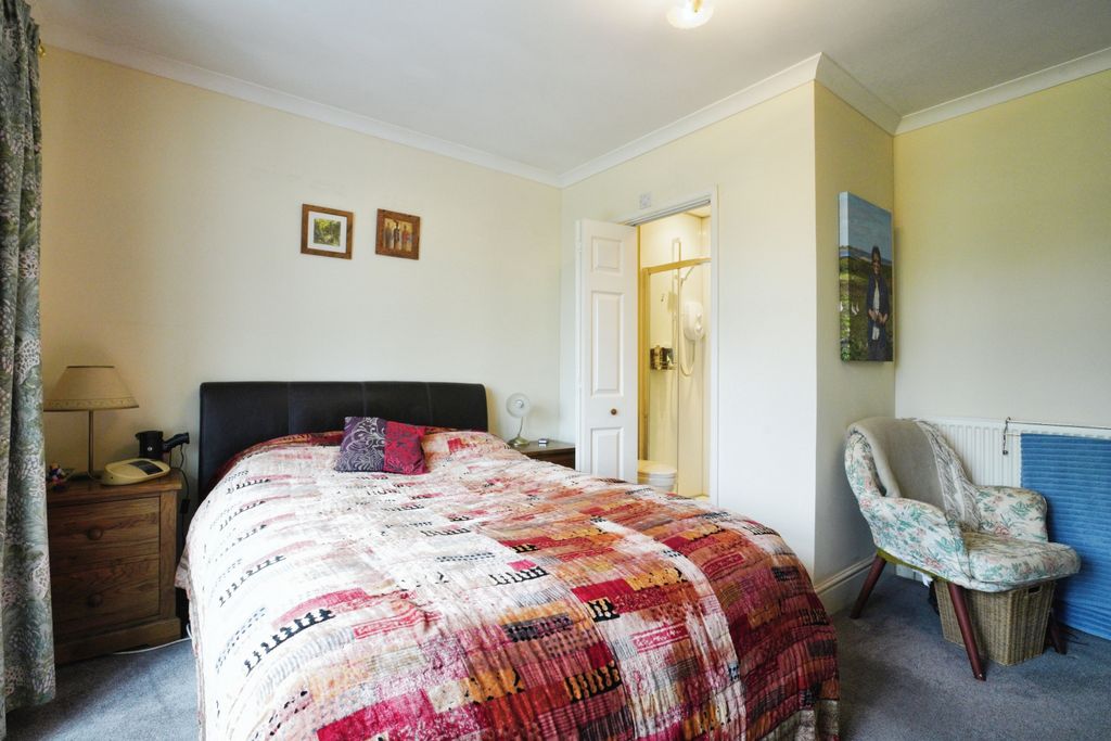 Property photo 3 of 17 Photography