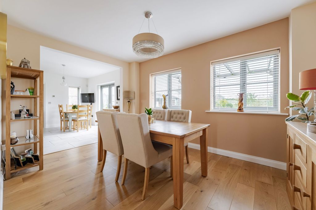 Property photo 3 of 30