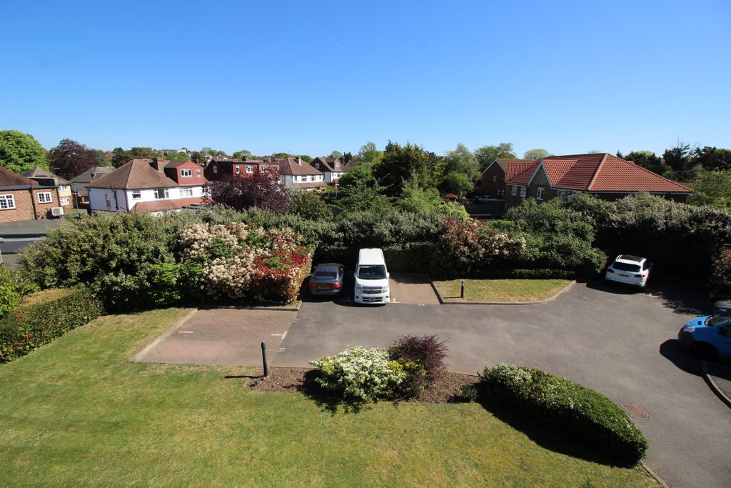 Property photo 3 of 11