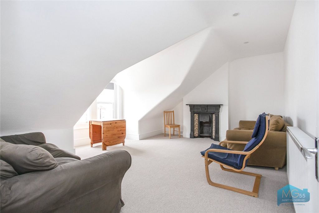 Property photo 2 of 11 Picture No. 02