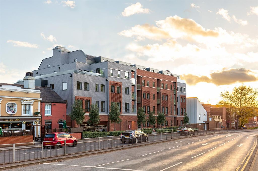 Property photo 1 of 65