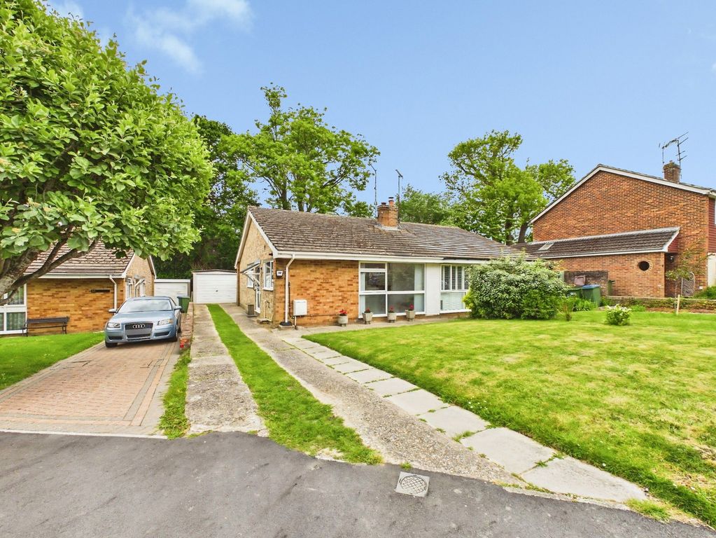 Property photo 1 of 11