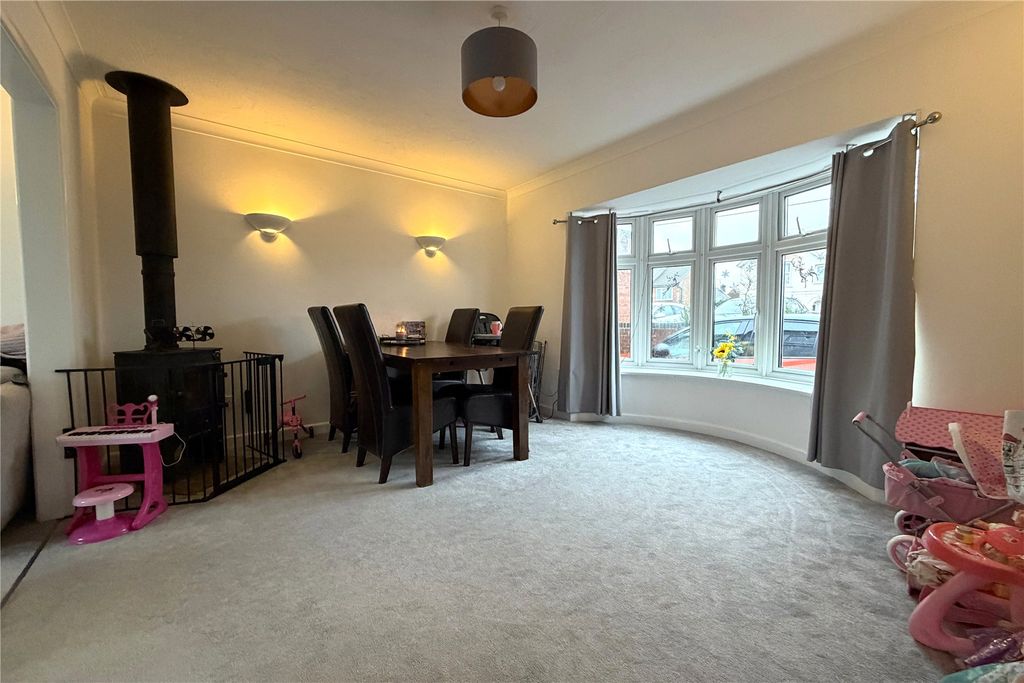 Property photo 3 of 10 Picture No. 13