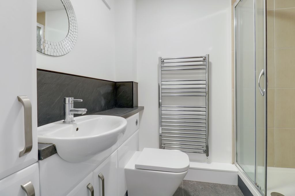 Property photo 3 of 6 Shower Room