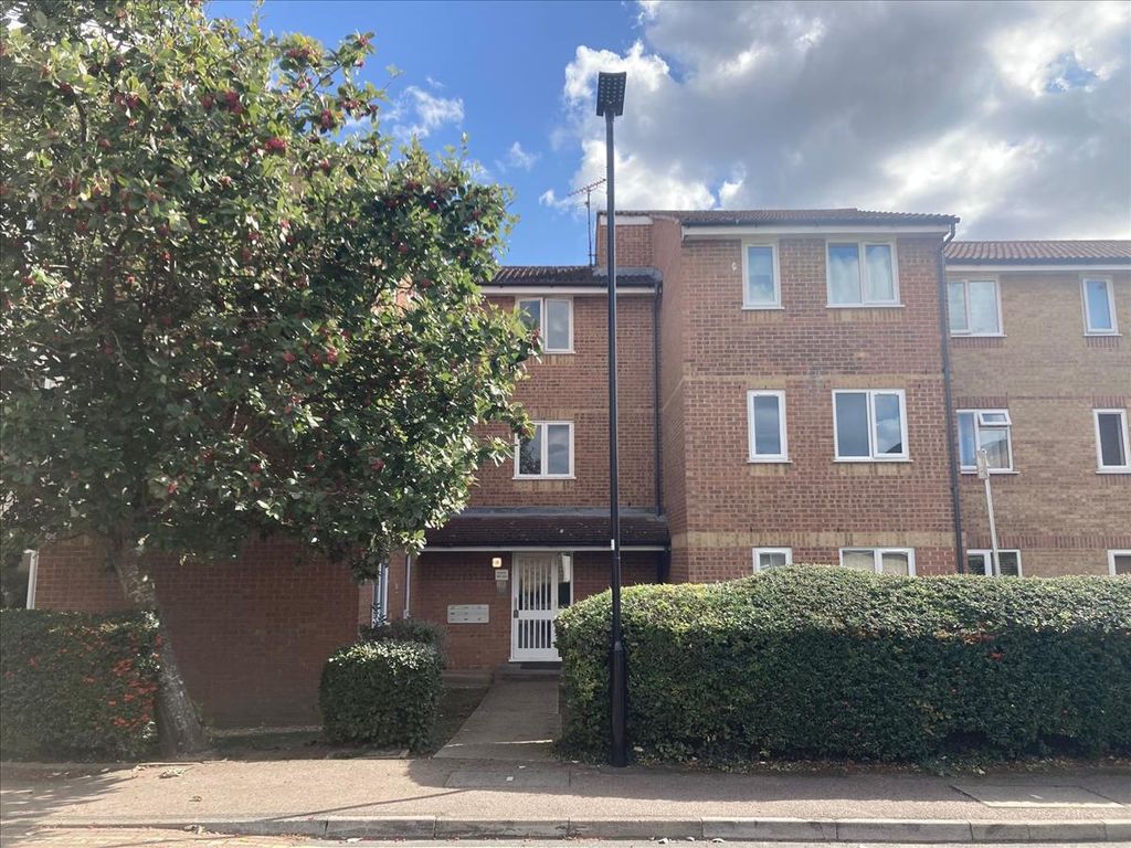 Property photo 1 of 6