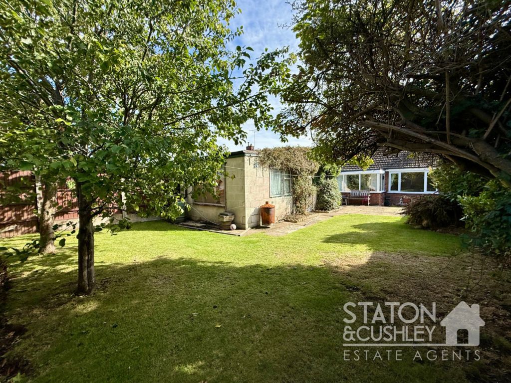 Property photo 2 of 27