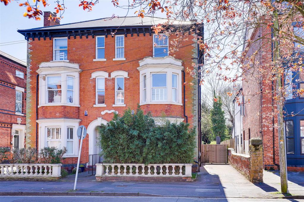 Property photo 1 of 42 Millicent.Jpeg