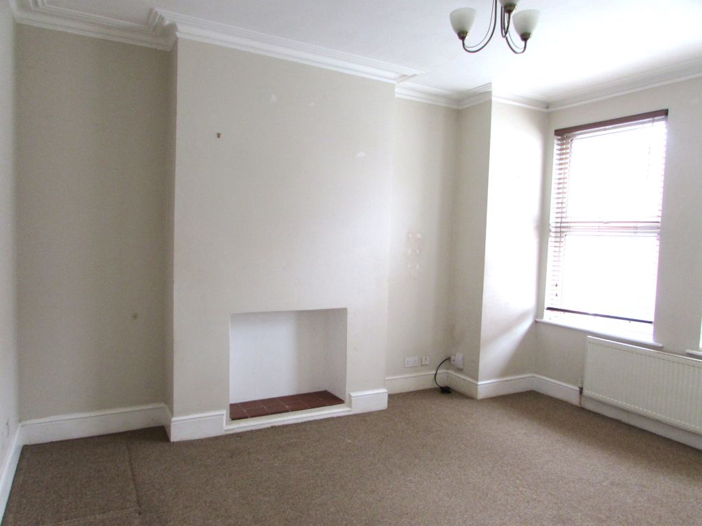 Property photo 3 of 9 Gallery