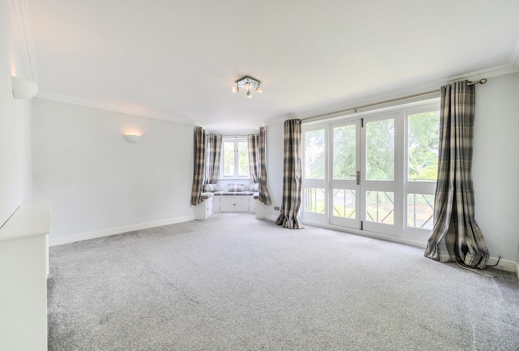 Property photo 2 of 10 1471422-14-6A2125...