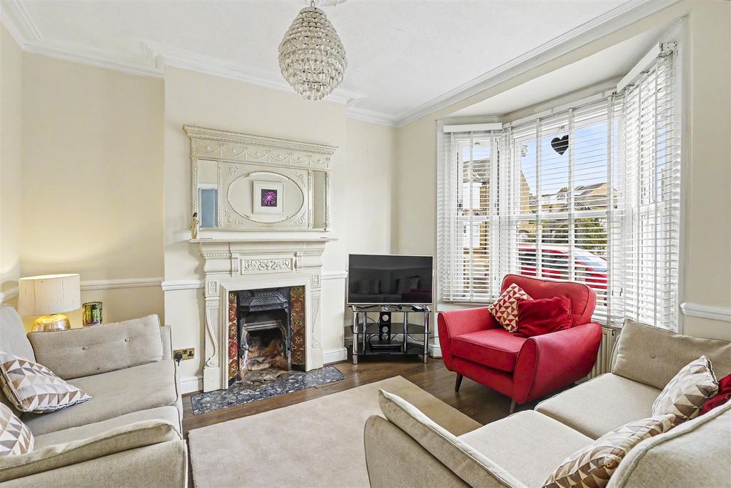 Property photo 2 of 47 Browning_16.Jpg
