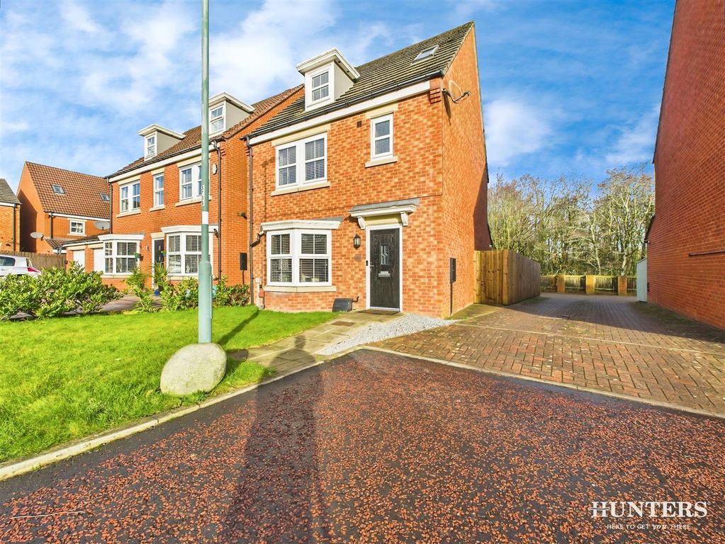 Property photo 1 of 28 2B26F439-Cam05287G0-Pr0151-Still004.Jpg