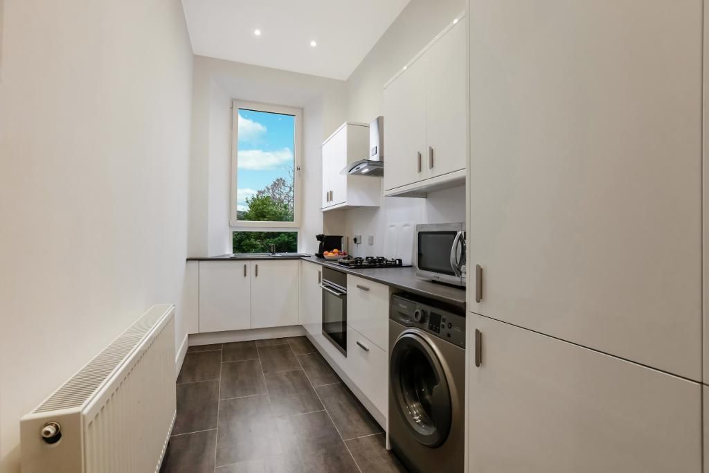 Property photo 3 of 21 Kitchen