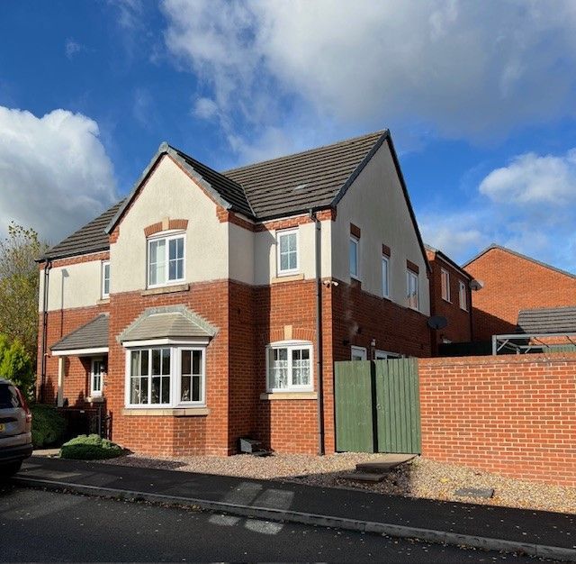 Property photo 2 of 23